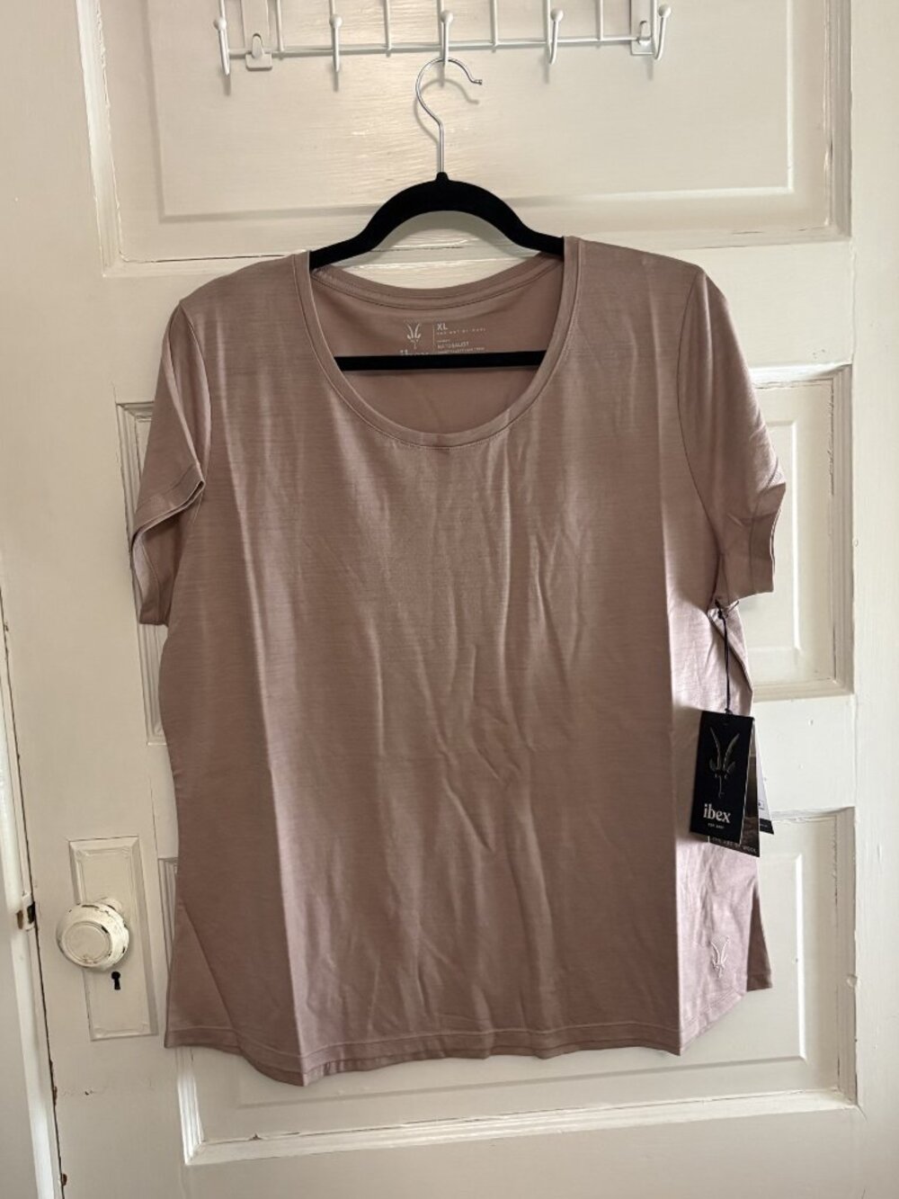 NWT Ibex Naturalist 100% Wool Women's Low Crew XL Mauve